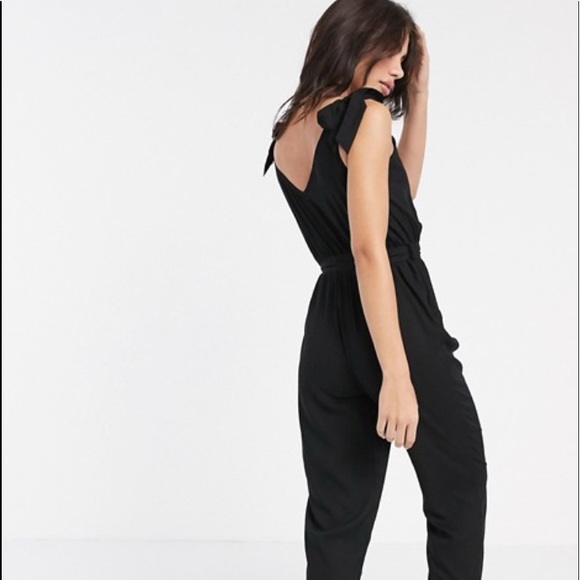 ASOS Pants - ASOS Gauze Jumpsuit Sleeveless belted sz 6